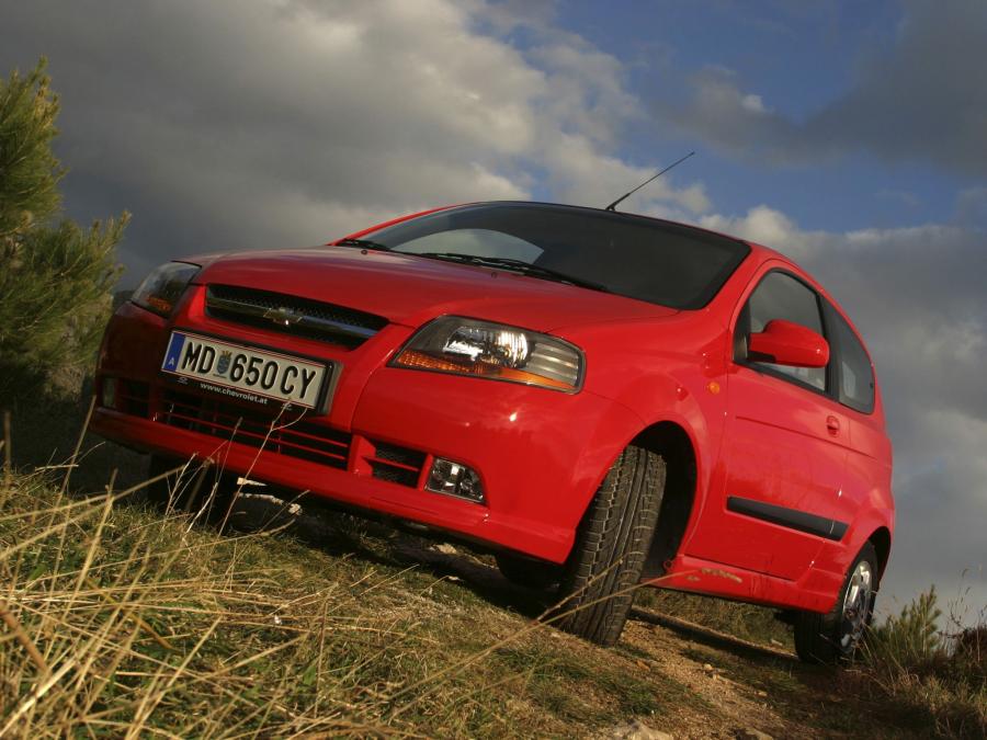  Chevrolet Aveo 3-Door 2003 года  (фото 5 из 5)